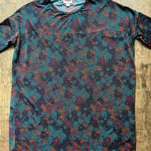 Lularoe tee